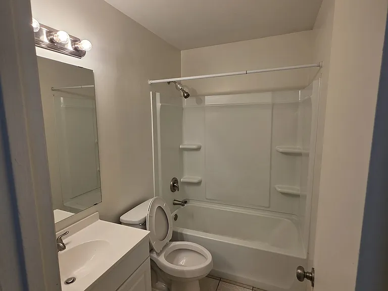 9531 University Terrace Dr #B — Photo 5