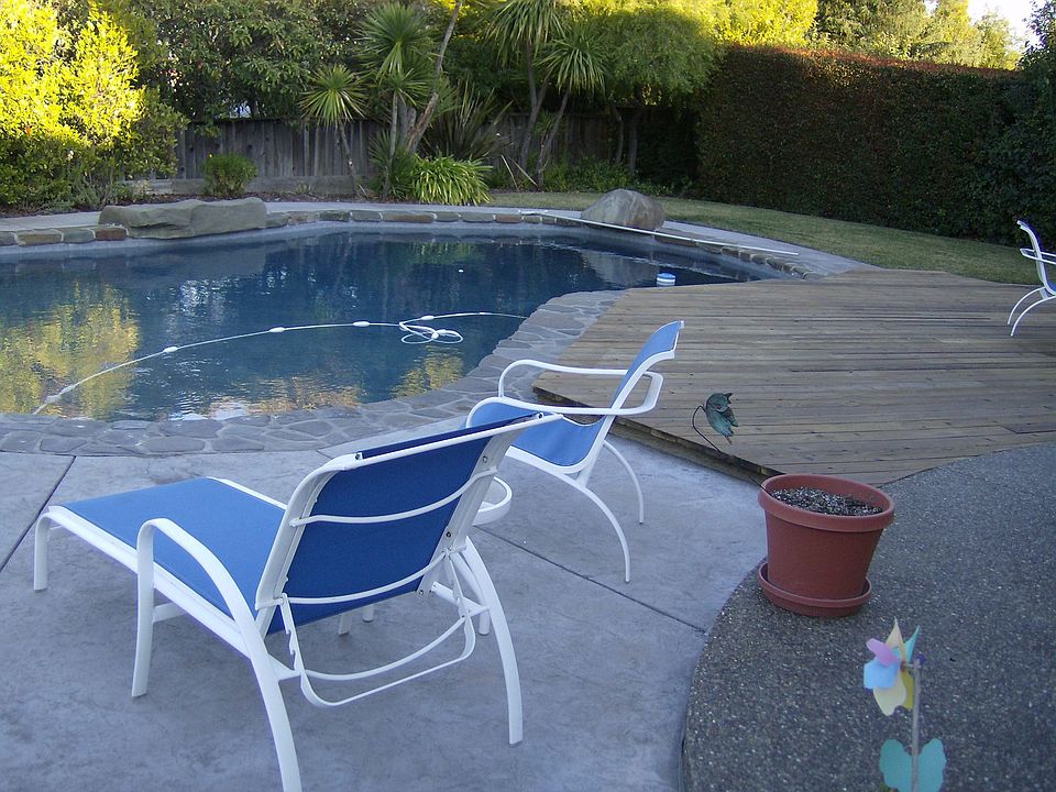 2nd image of 20031 Karn Cir