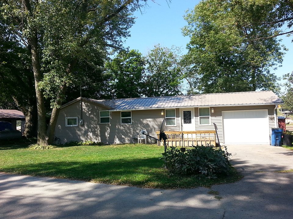 1st image of 26039 208th Ave