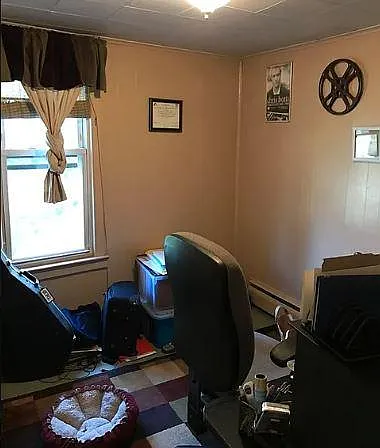 3 bed, 1300 sqft, $1,700 — Photo 3