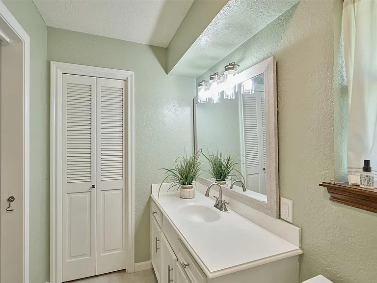 24803 Lori Ln — Photo 28