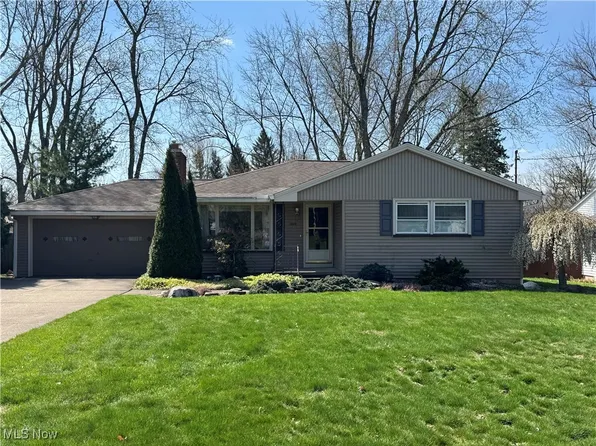 3919 New Rd, Youngstown, OH 44515