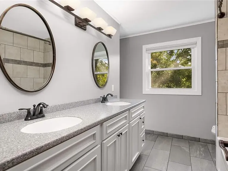 6351 Brighton Ave SE — Photo 7