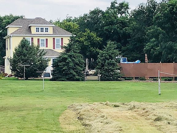 2nd image of 27013 383rd Ave