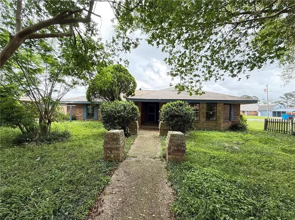 259 Madewood Dr, Donaldsonville, LA 70346