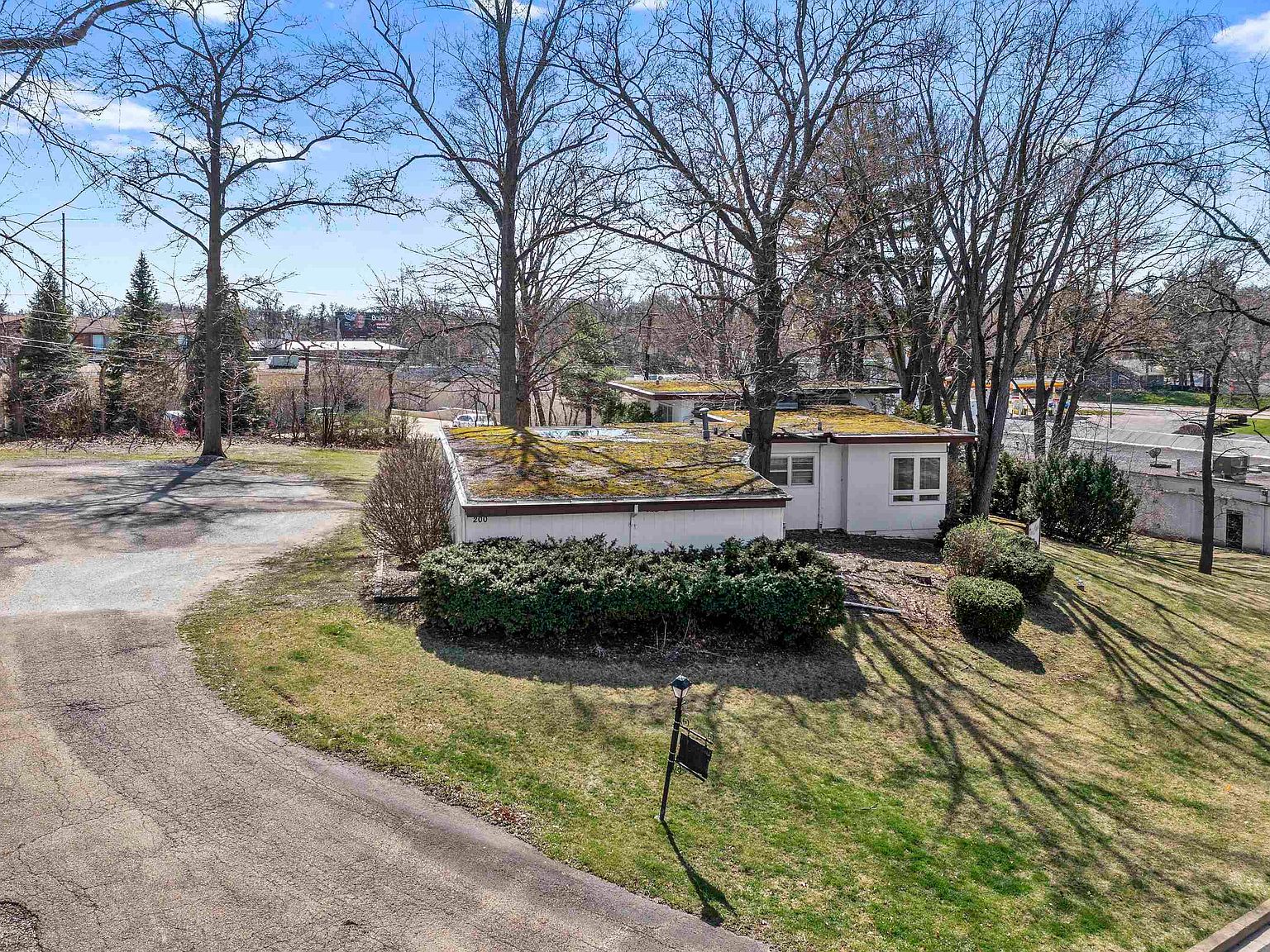 200 E Oak Cliff Ct, Peoria, IL 61614 Zillow