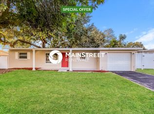 11482 76th Ave, Seminole, FL 33772