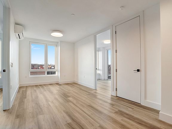 5th image of 1634 Church Ave #204B