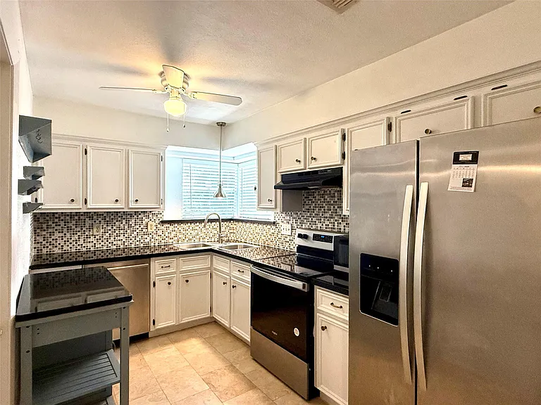 13222 Pebblewalk Cir N — Photo 11
