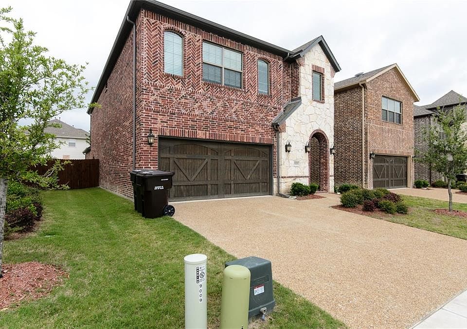 1st image of 9009 Blue Water Dr