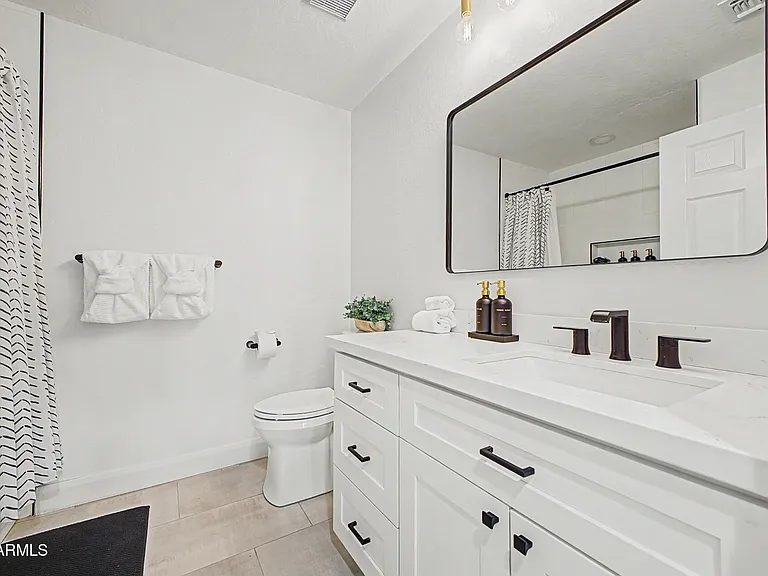 20121 N 76th St #1019 — Photo 25