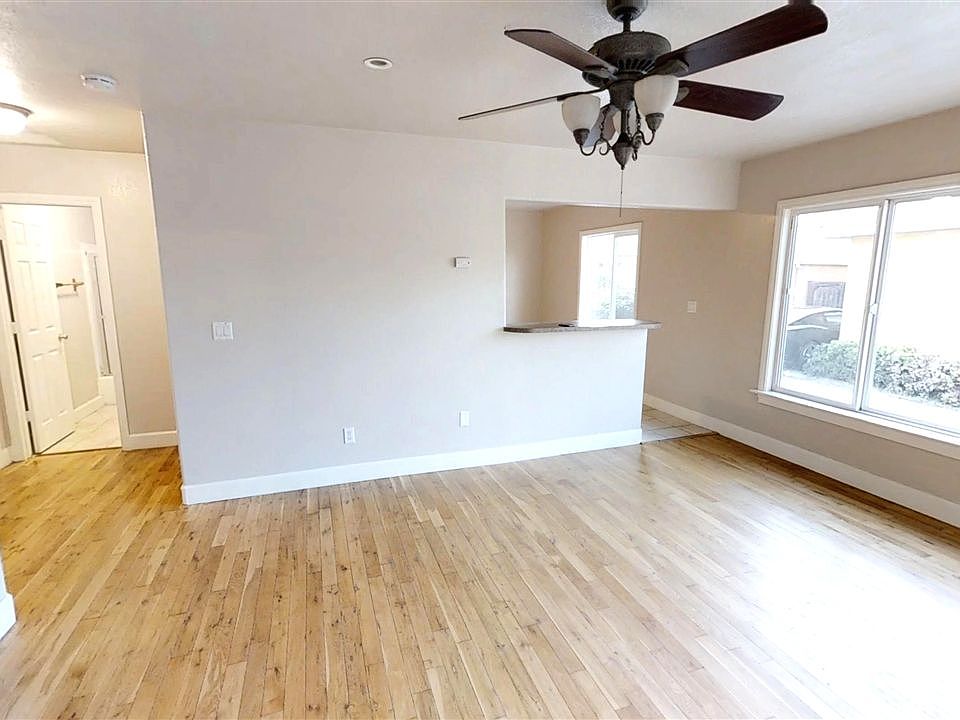 1st image of 220 W Calle Primera W