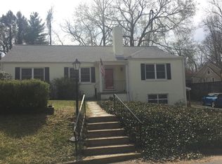 112 Howard Dr, Charlottesville, VA