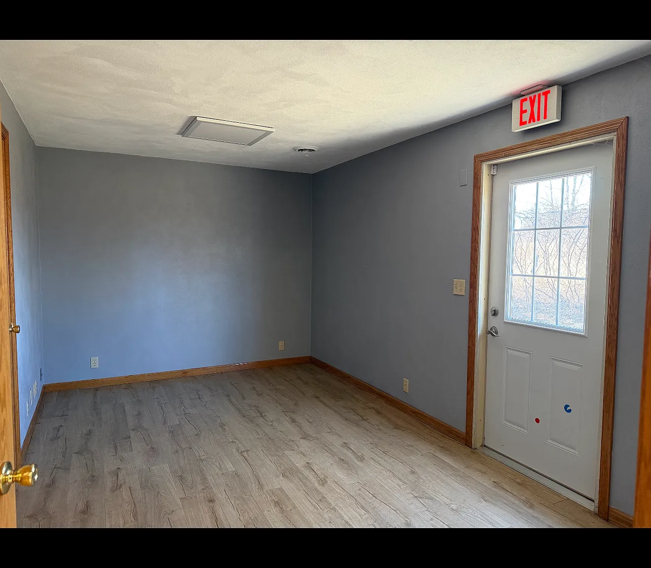 4 bed, 1000 sqft, $1,200 — Photo 2