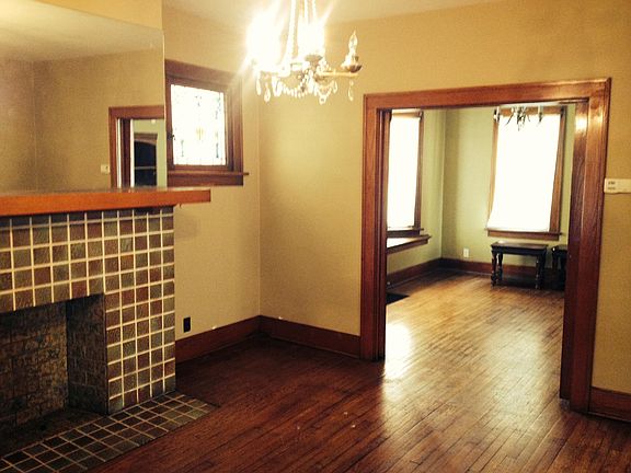 2nd image of 1644 Roosevelt Ave