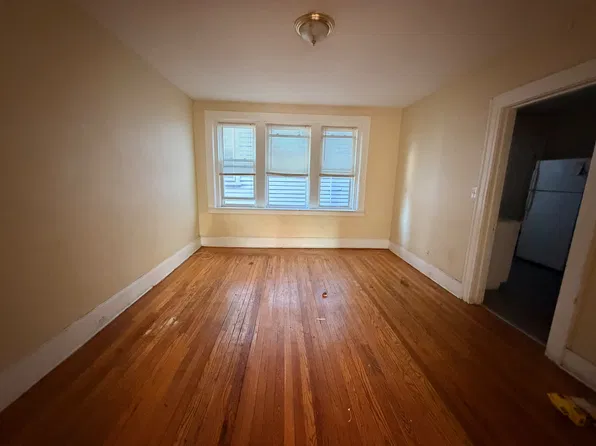 287 Norton St APT B2, New Haven, CT 06511