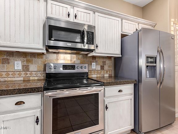 2nd image of 2041 S Jefferson Street