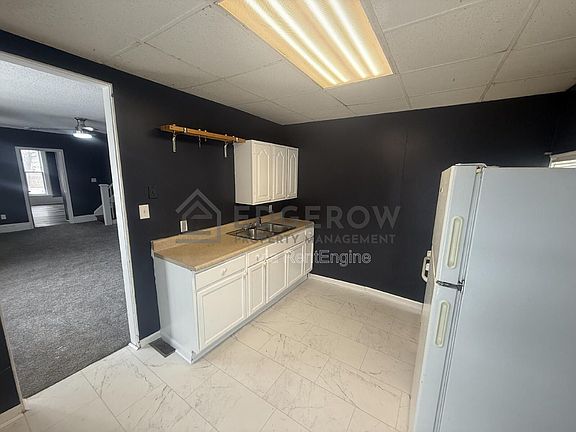 5th image of 404 6th St NW
