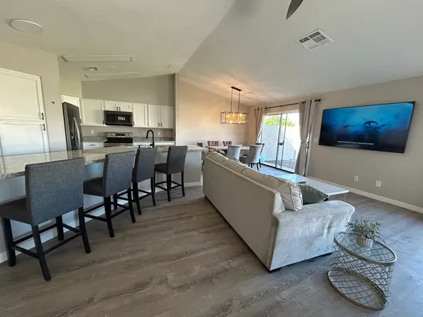 4212 E Sandia St, Phoenix, AZ 85044