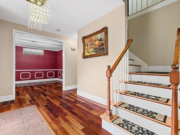 4th image of 1 Crowl Hill Rd