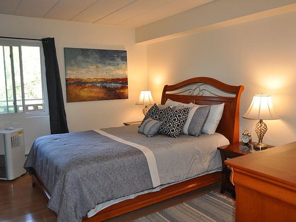 4th image of 2051 Allen Blvd APT 201