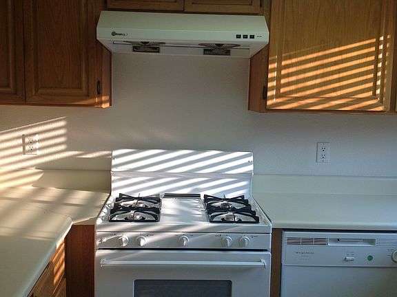5th image of 1313 E Wilson Ave APT 2