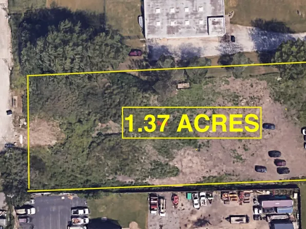 10S154 Schoger Dr, Naperville, IL 60564