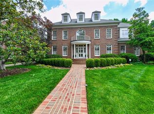 1606 Saint Andrews Rd, Greensboro, NC 27408