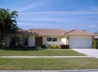 19929 Back 9 Dr, Boca Raton, FL 33498