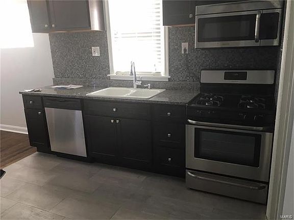 5th image of 4710 Tiemann Ave