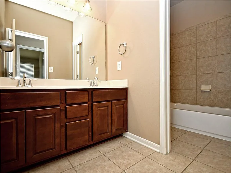 12709 Tierra Grande Trl — Photo 21