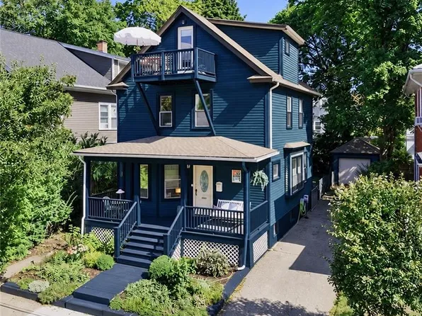 12 Glendale Ave, Providence, RI 02906