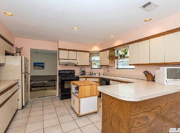 5th image of 41 Buccaneer Ln