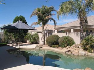 834 W Goldfinch Ct, Chandler, AZ 85286