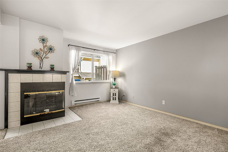 3rd image of 927 132nd Street SW #C2