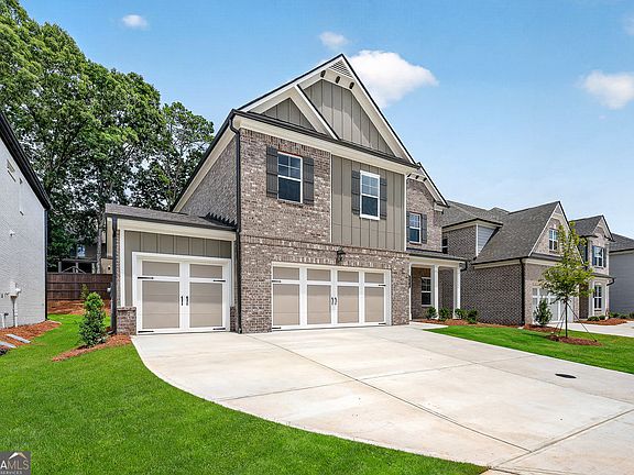 3rd image of 693 Secret Garden Ln