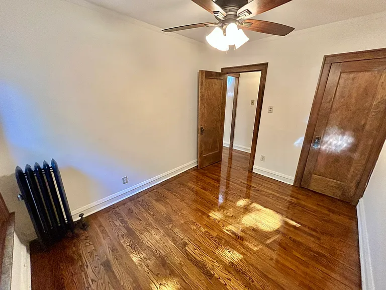 520 W Belden Ave — Photo 52