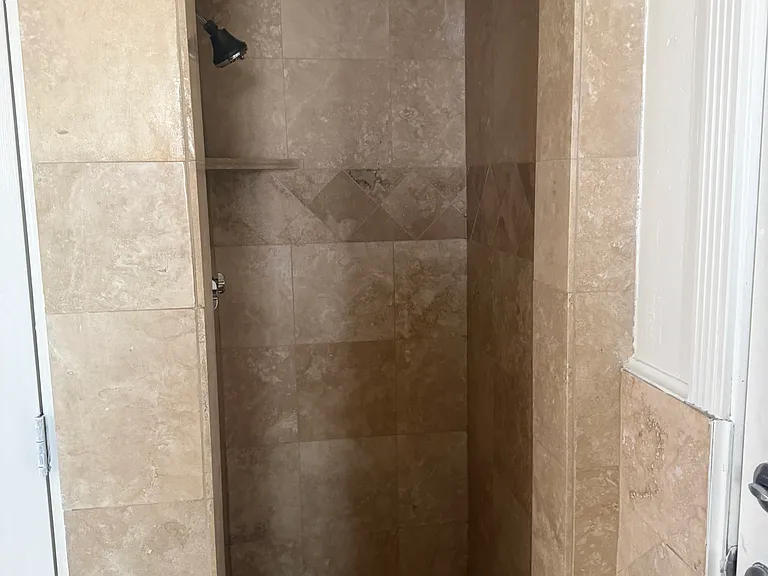 701 W Lewis Ave — Photo 17