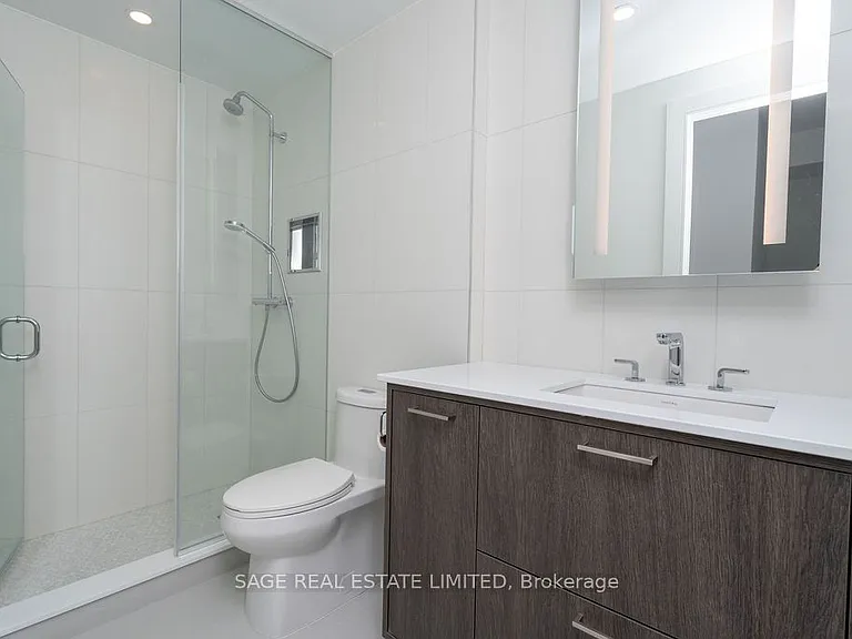30 Inn On The Park Dr #1103 — Photo 7