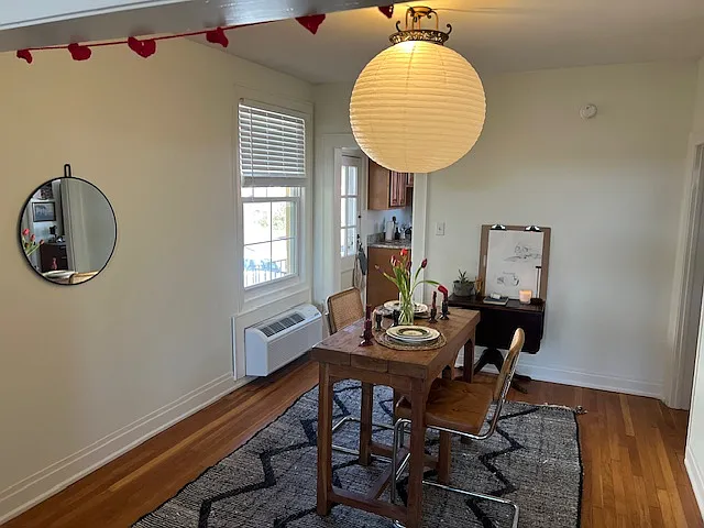 700 N Roan St #11 — Photo 2