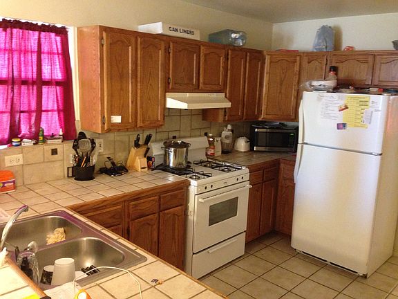 2nd image of 3510 Cuatro Vientos Dr