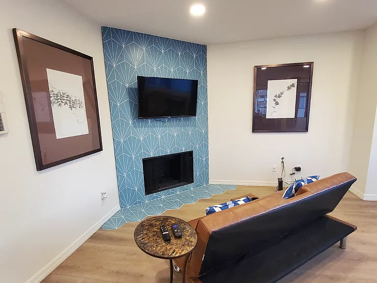 2138 Garnet Ave #C — Photo 2