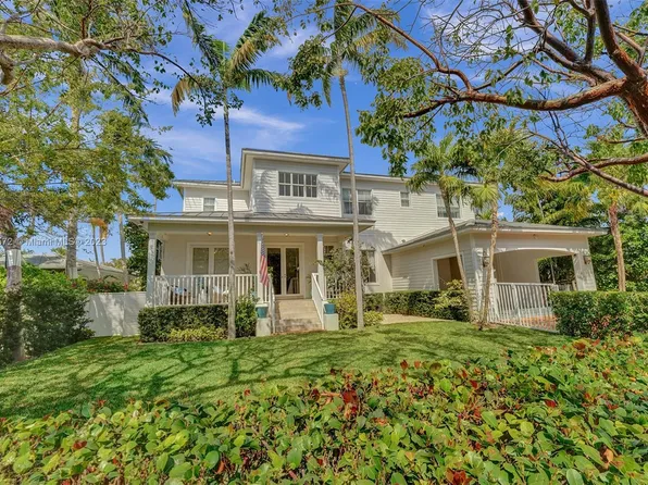 290 Ridgewood Rd, Key Biscayne, FL 33149