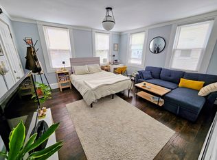 281 Knight St #1L, Providence, RI 02909