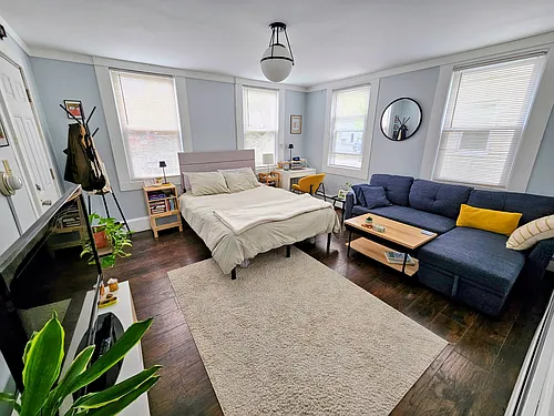 281 Knight St #1L Photo 1