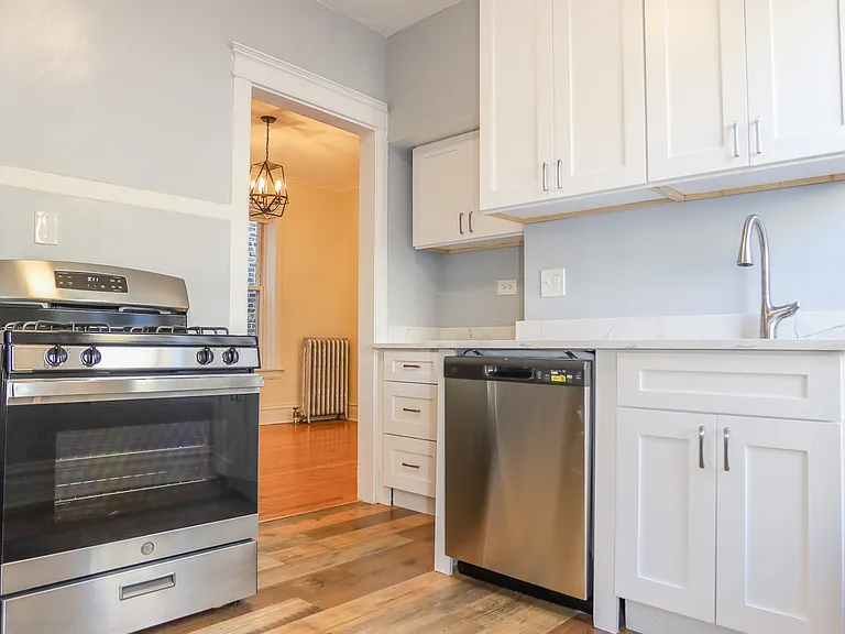1848 W Grace St #1S — Photo 4