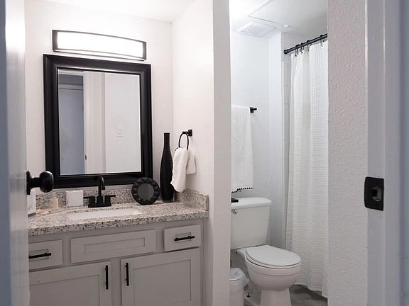 4th image of 1110 El Camino Village Dr #302