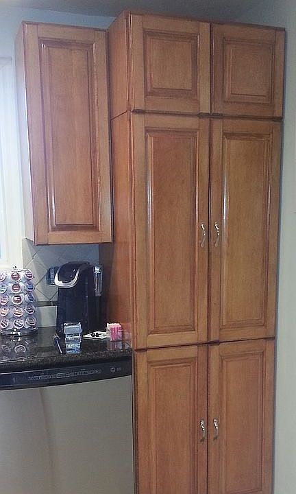 2nd image of 1006 Huggins Ave