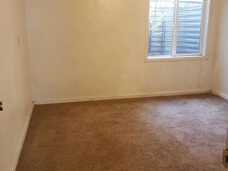 Garden level 2 br near School of Mines | Mountain views | walking distance to downtown Golden — Photo 6