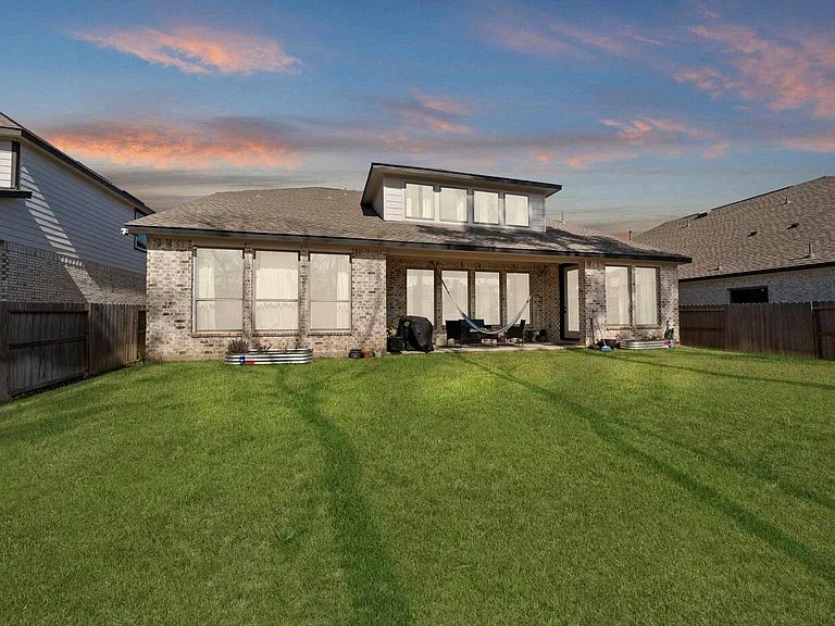 511 Carina Gaze Dr — Photo 37